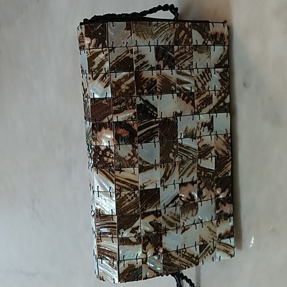 Day to Evening Purse. - Picture 5 of 7